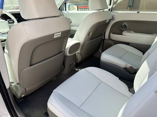 New 2026 Hyundai Palisade SEL Premium FWD image 12