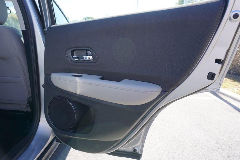 Used 2020 Honda HR-V LX image 51