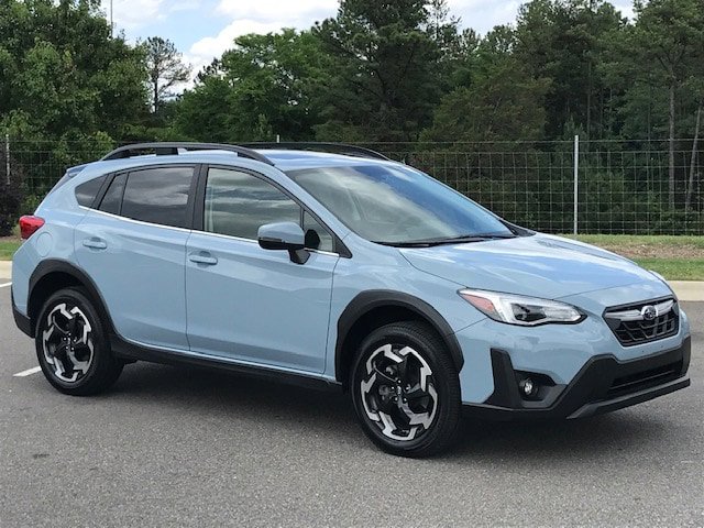 Used 2023 Subaru Crosstrek 2.5i Limited AWD/4WD image 2
