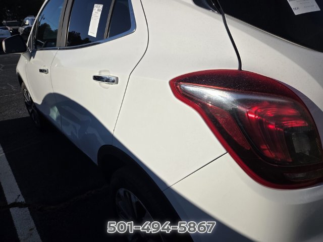 Used 2021 Buick Encore Preferred AWD/4WD image 6