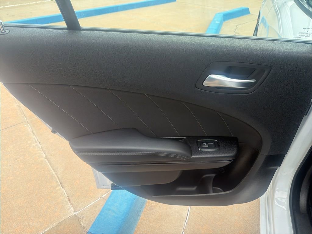 Used 2023 Dodge Charger SXT w/ Blacktop Package RWD image 17