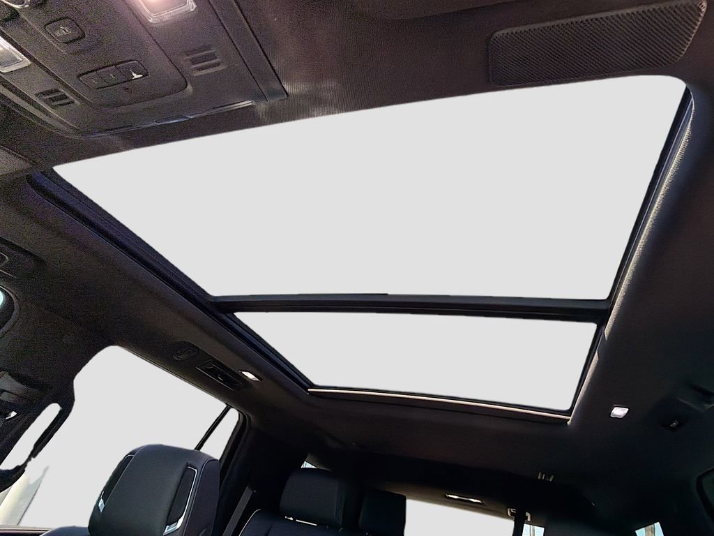 Used 2022 Cadillac Escalade Premium Luxury RWD image 29