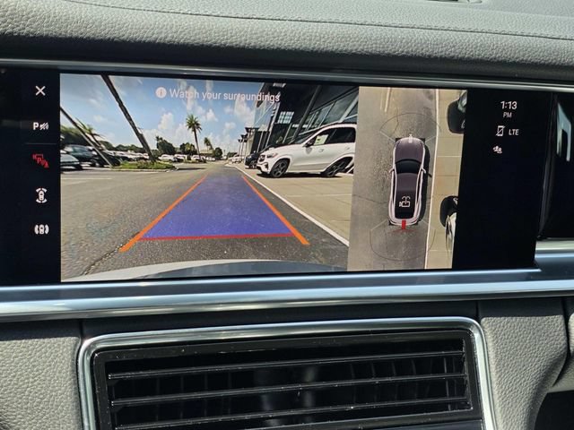 Used 2022 Porsche Panamera RWD image 20