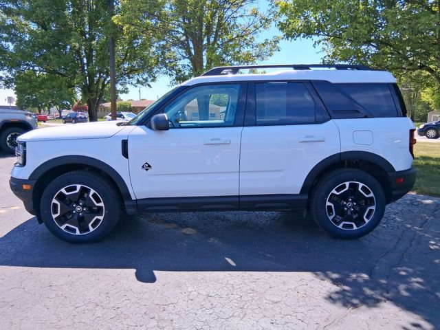 Used 2023 Ford Bronco Sport Outer Banks AWD/4WD image 3