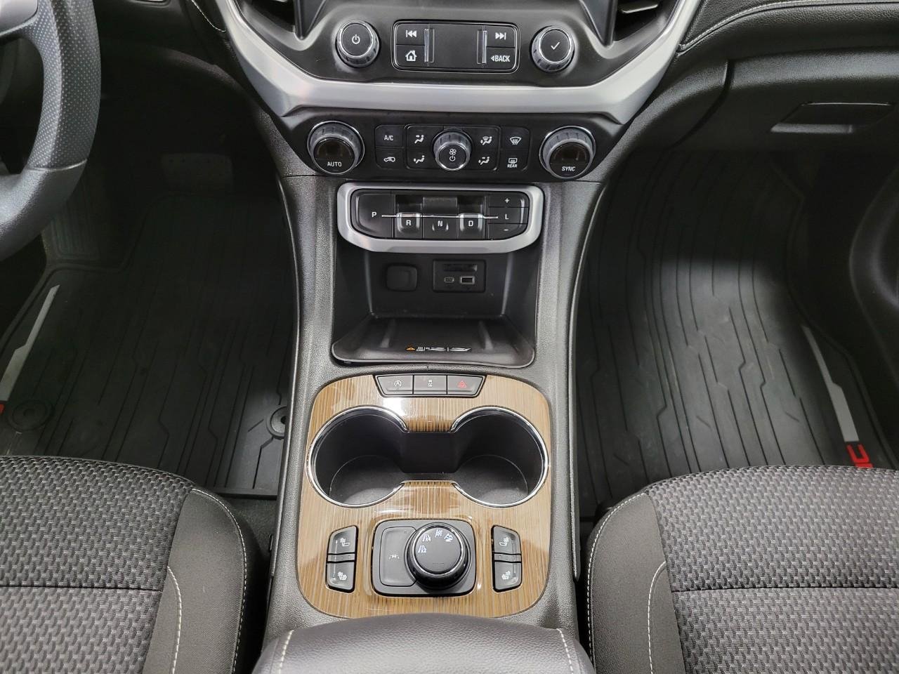 Certified 2023 GMC Acadia SLE w/ Driver Convenience Package image 17