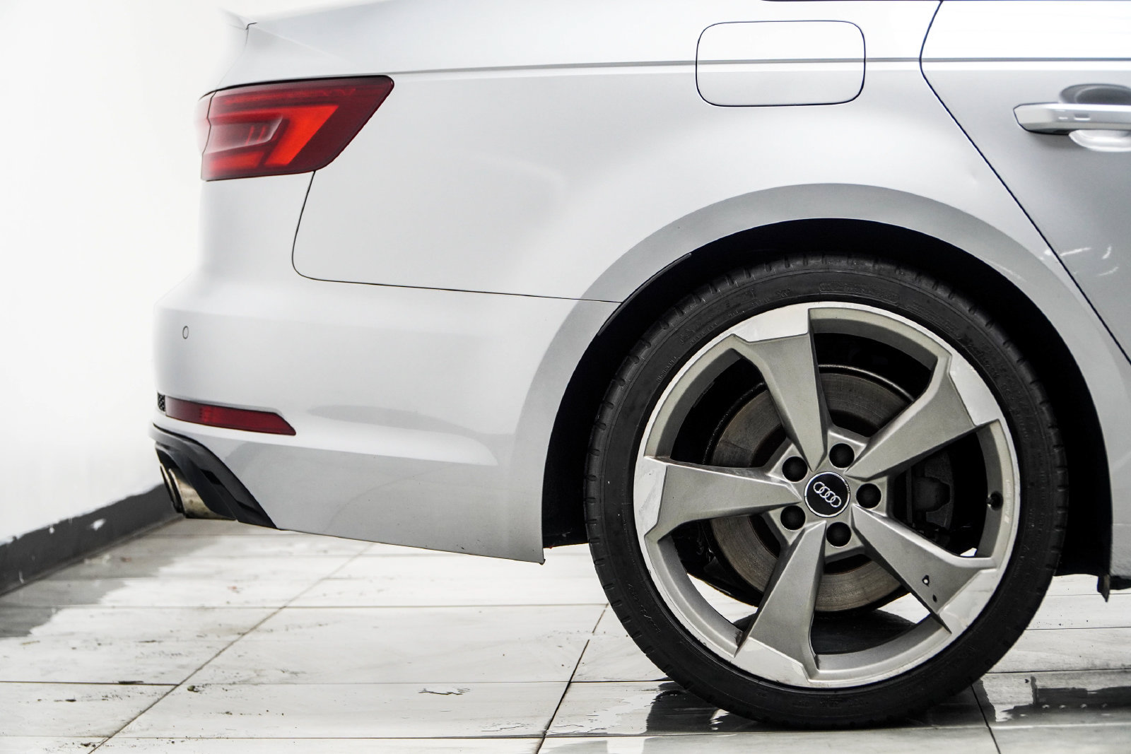 Used 2019 Audi S4 Premium Plus w/ Premium Plus Package AWD/4WD image 10