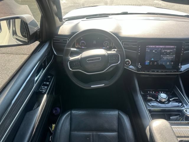 Used 2022 Jeep Wagoneer Series III w/ Premium Group I AWD/4WD image 19