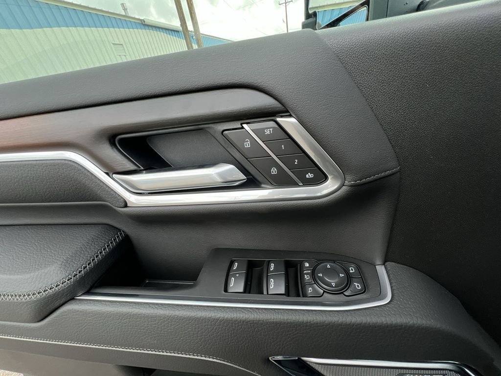 New 2026 GMC Sierra 3500 Denali w/ Denali Reserve Package image 24