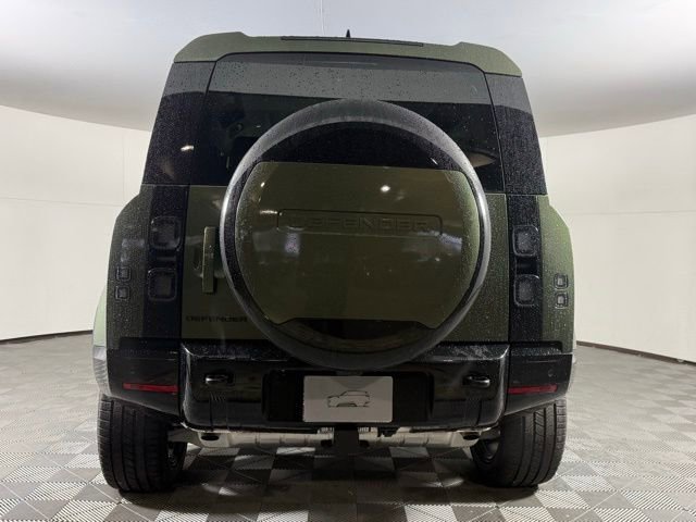 Certified 2026 Land Rover Defender 110 X-Dynamic SE image 7