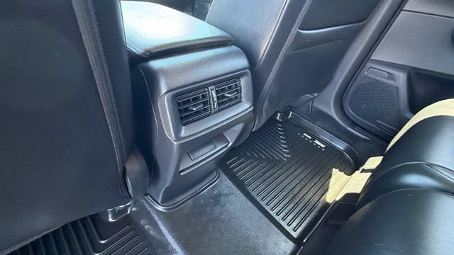 Used 2023 Honda CR-V EX-L image 17