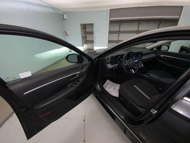 Used 2024 Hyundai Sonata SEL w/ Convenience Package image 11