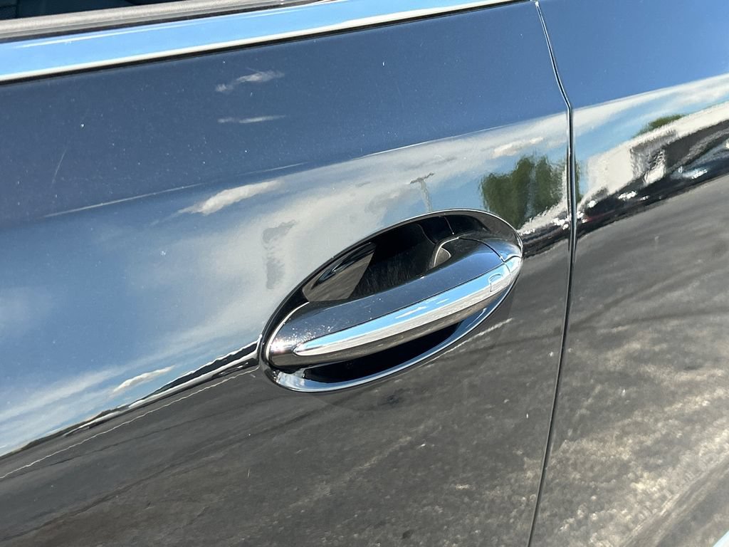 Certified 2023 Buick Enclave Essence w/ Experience Buick Package FWD image 15
