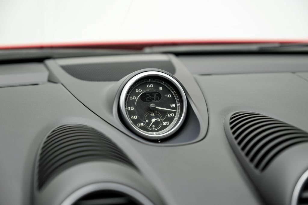 Used 2019 Porsche 718 Cayman GTS RWD image 32