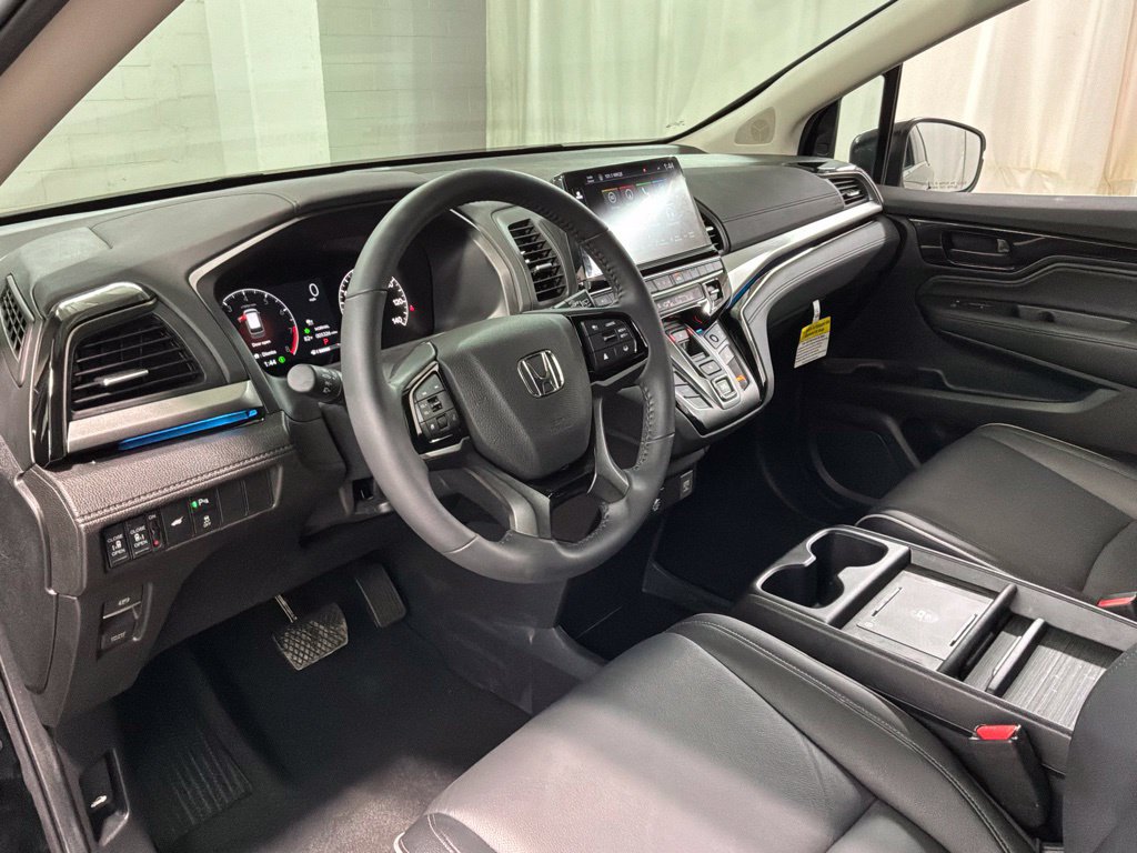 Certified 2026 Honda Odyssey Touring image 19