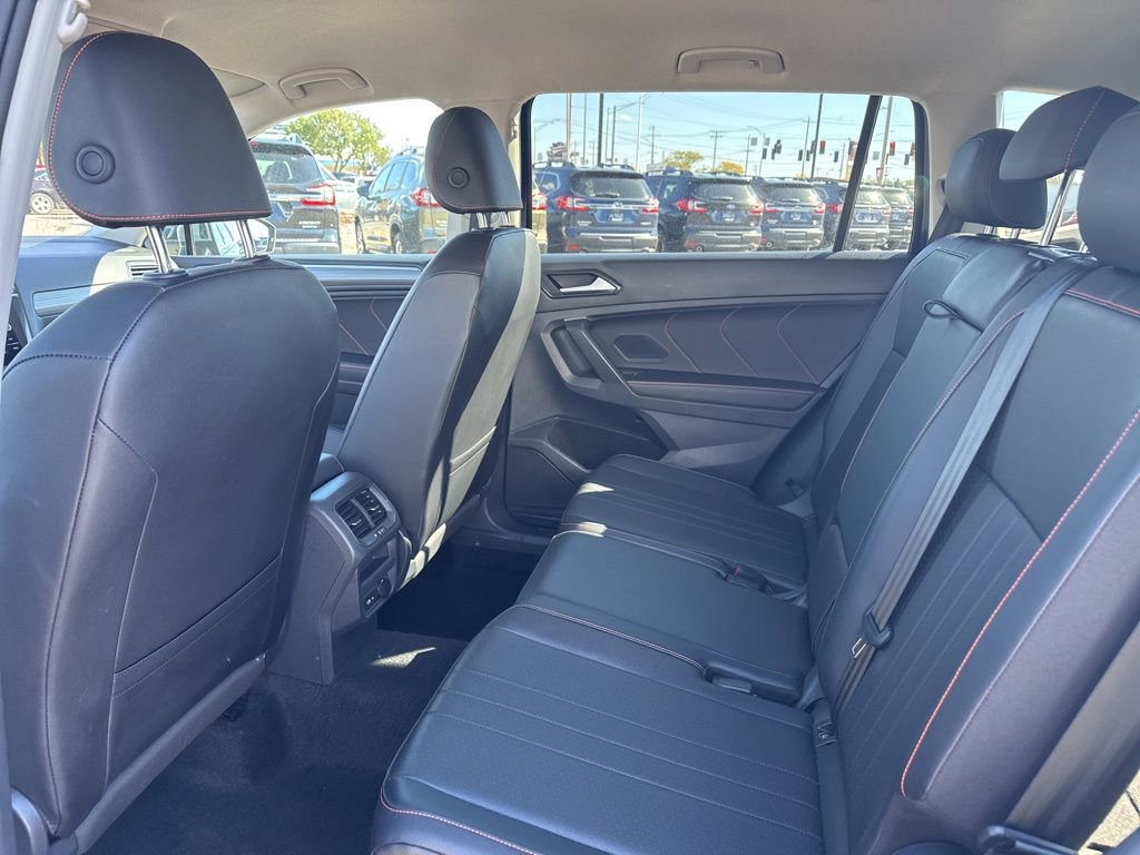 Used 2024 Volkswagen Tiguan SE image 21