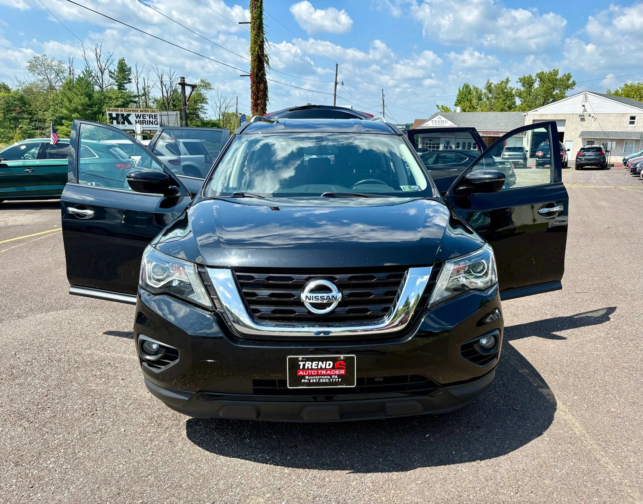 Used 2019 Nissan Pathfinder SV AWD/4WD image 10