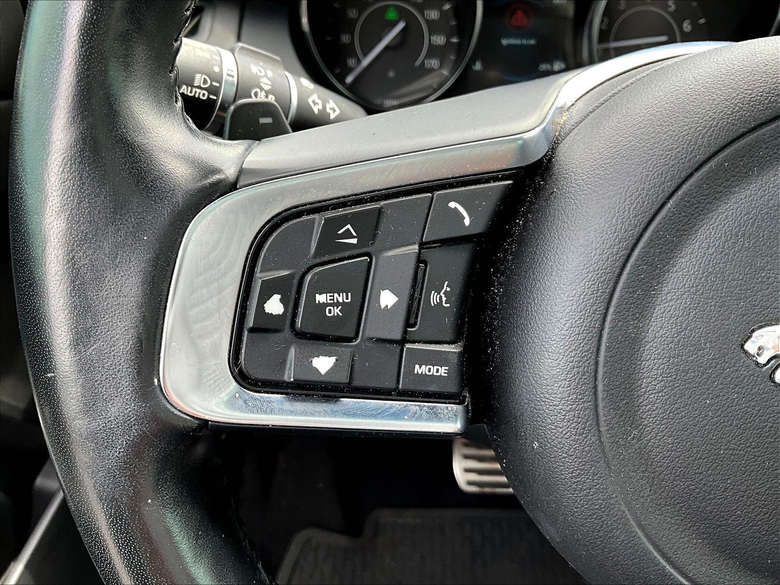 Used 2018 Jaguar E-PACE R-Dynamic S AWD/4WD image 11