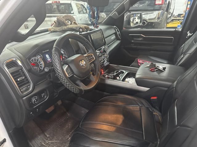 Used 2025 RAM 1500 Big Horn AWD/4WD image 3