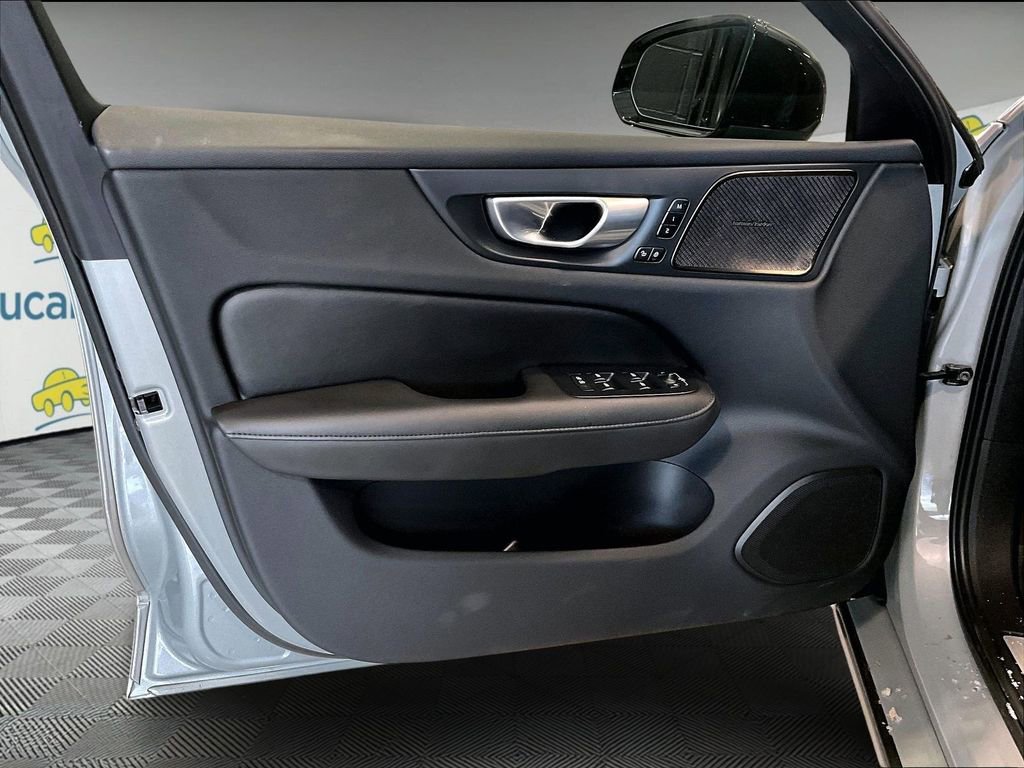 Used 2024 Volvo S60 B5 Ultimate w/ Climate Package image 9