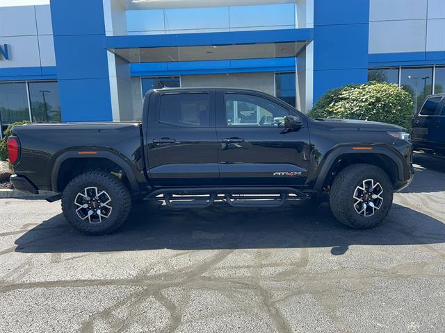 Used 2024 GMC Canyon AT4X AWD/4WD image 8