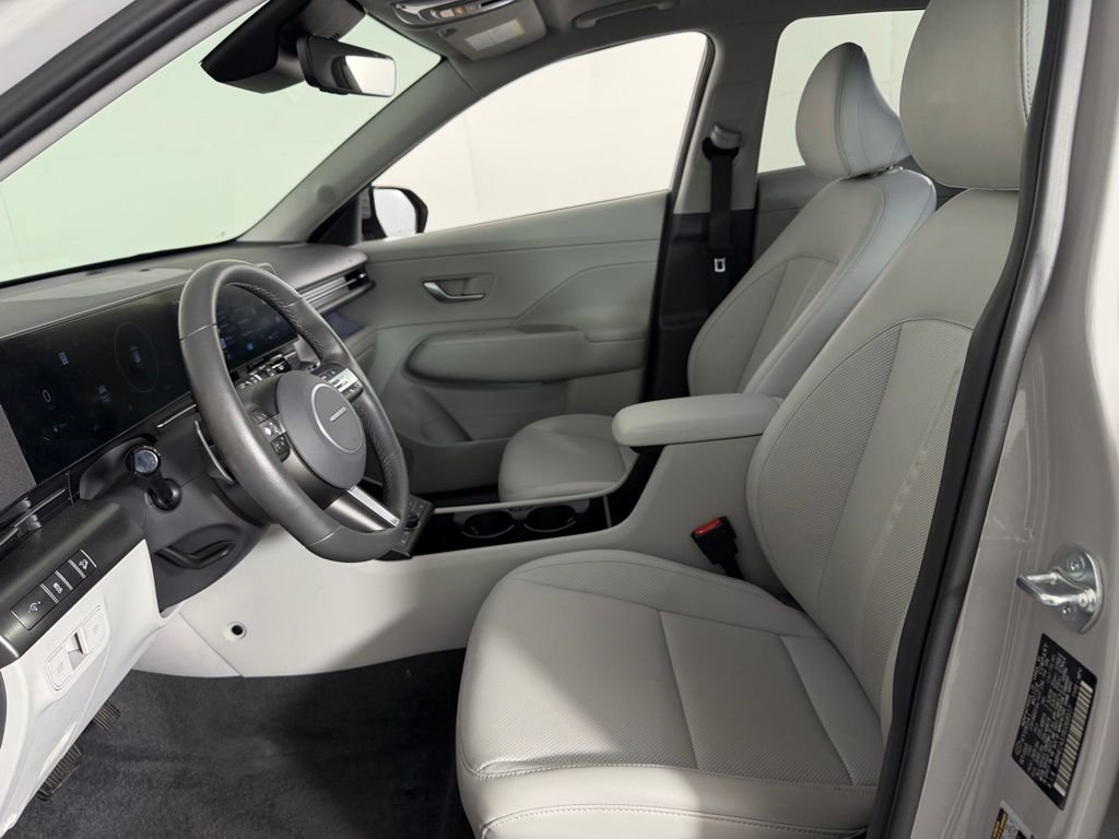 Used 2024 Hyundai Kona Limited AWD/4WD image 24
