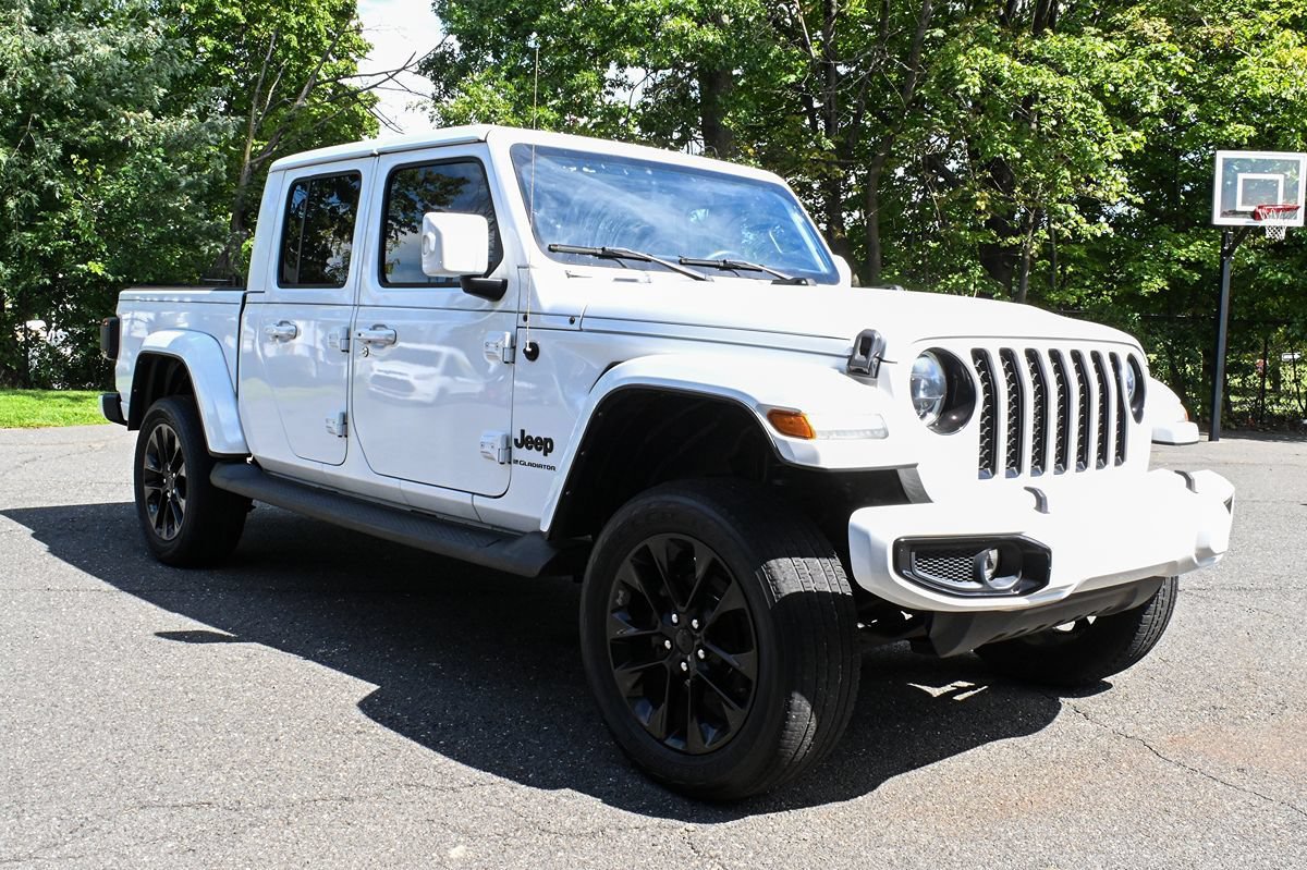 Used 2023 Jeep Gladiator Overland AWD/4WD image 5