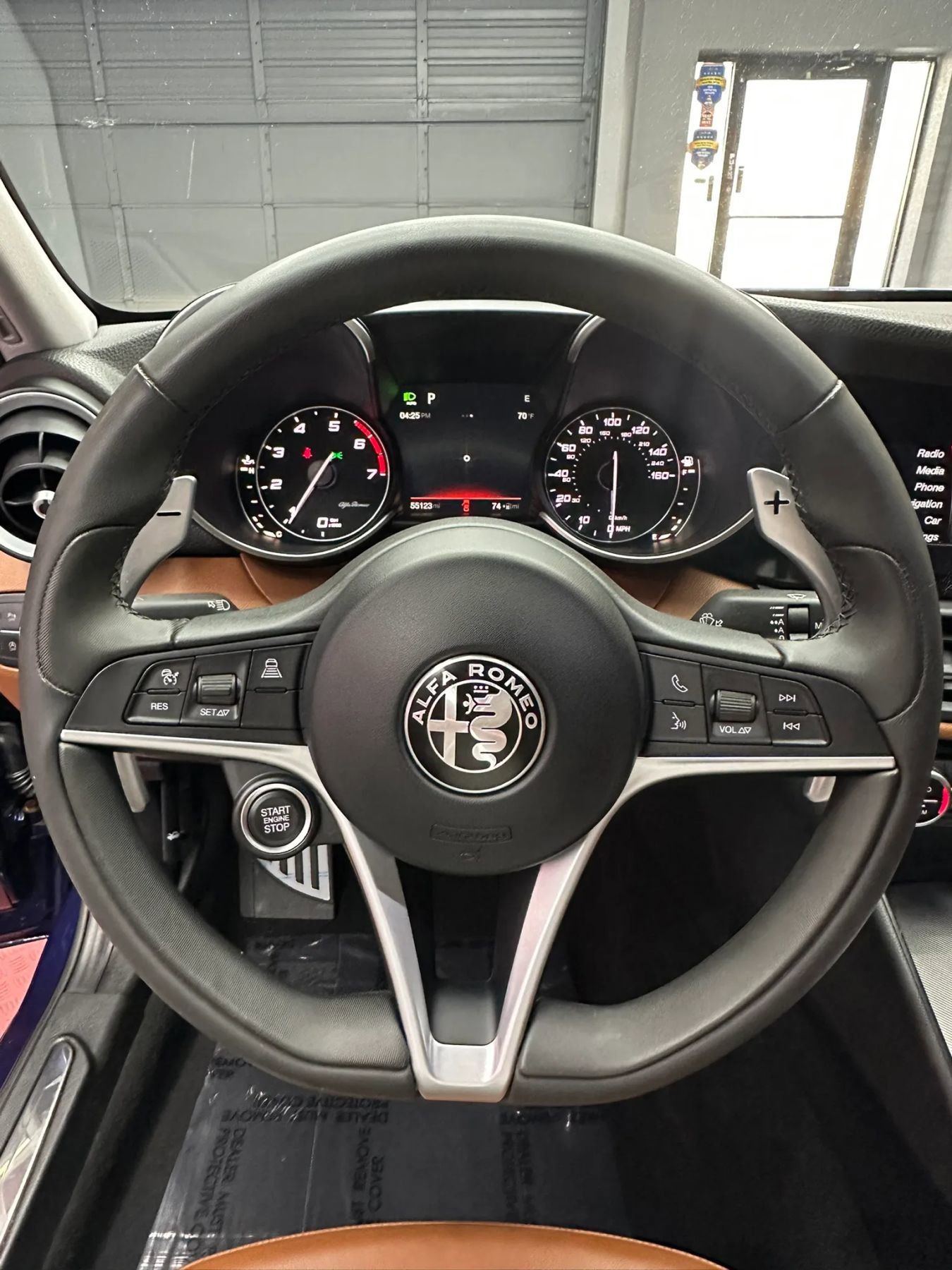 Used 2017 Alfa Romeo Giulia Ti w/ TI 19" Sport Package RWD image 17