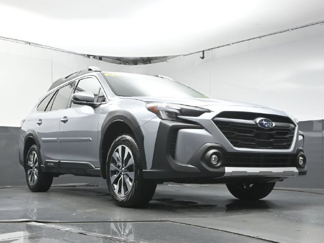 Used 2025 Subaru Outback Touring w/ Popular Package #2 AWD/4WD image 34