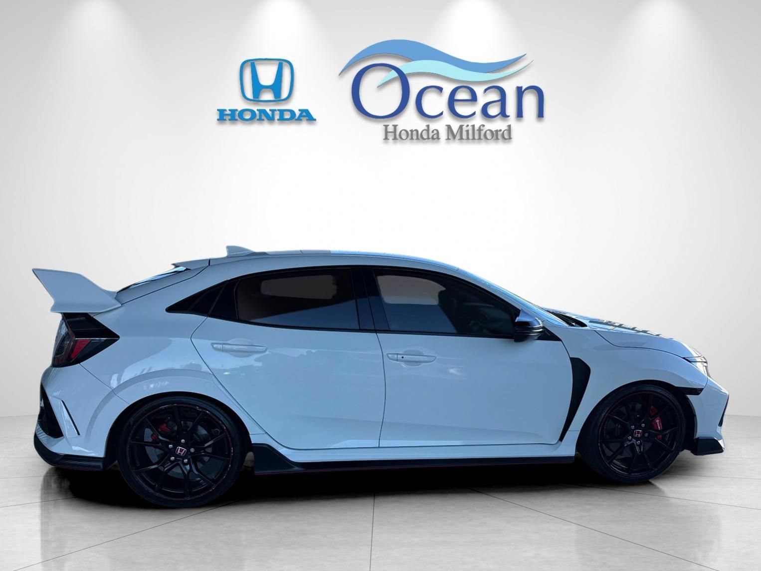 Used 2021 Honda Civic Type R image 2