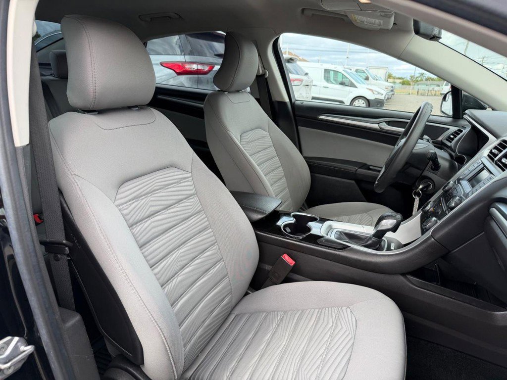 Used 2016 Ford Fusion S FWD image 22