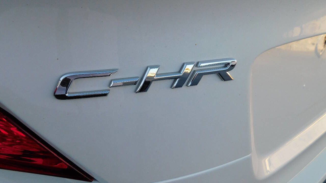 Used 2018 Toyota C-HR XLE image 14