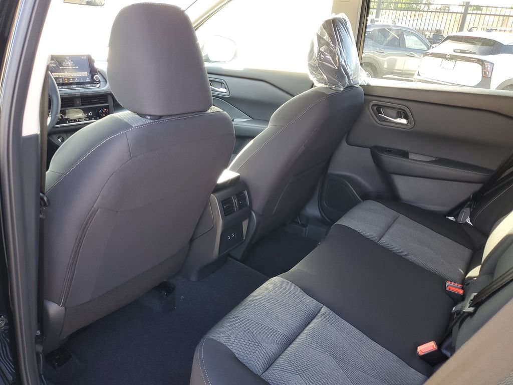 New 2026 Nissan Rogue SV w/ Cold Weather Package FWD image 9
