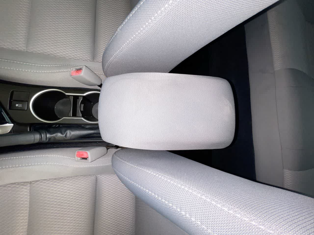 Used 2015 Toyota Corolla LE FWD image 20