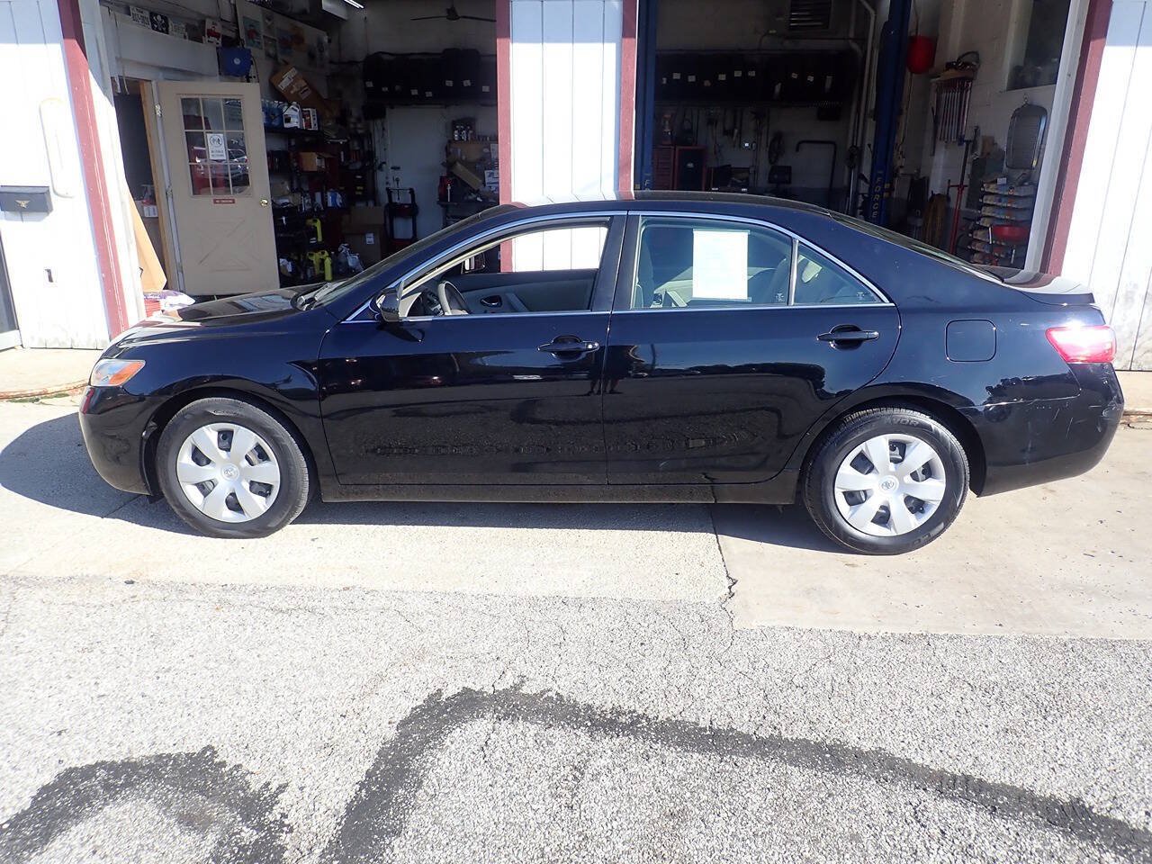Used 2007 Toyota Camry CE FWD image 14