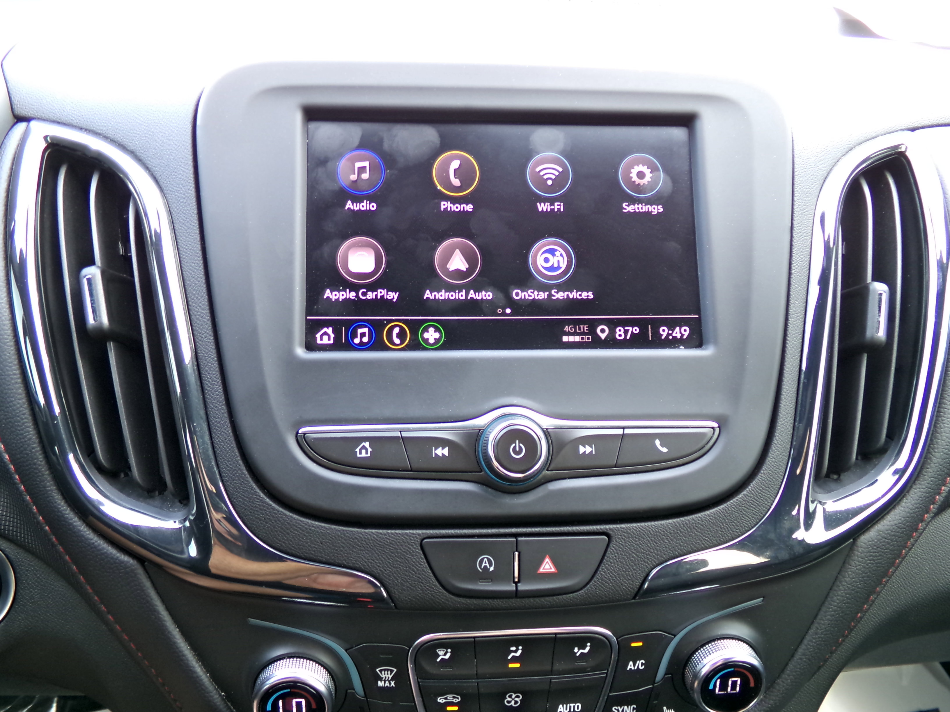 Used 2023 Chevrolet Equinox RS FWD image 9