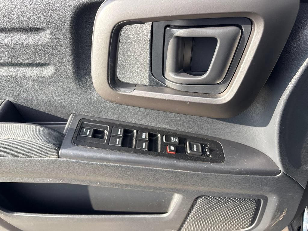 Used 2010 Honda Ridgeline RTS image 15