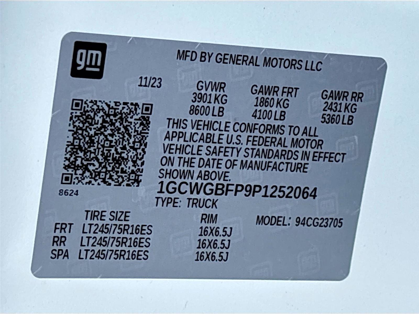 Used 2023 Chevrolet Express 2500 Extended w/ Driver Convenience Package image 34