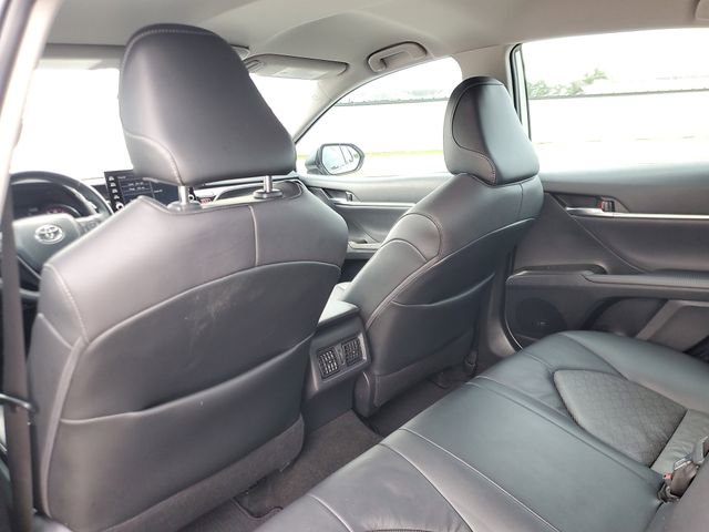 Used 2021 Toyota Camry XSE FWD image 9