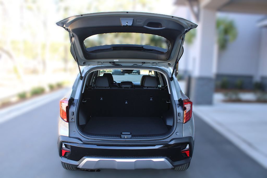 New 2026 Kia Seltos S FWD image 9