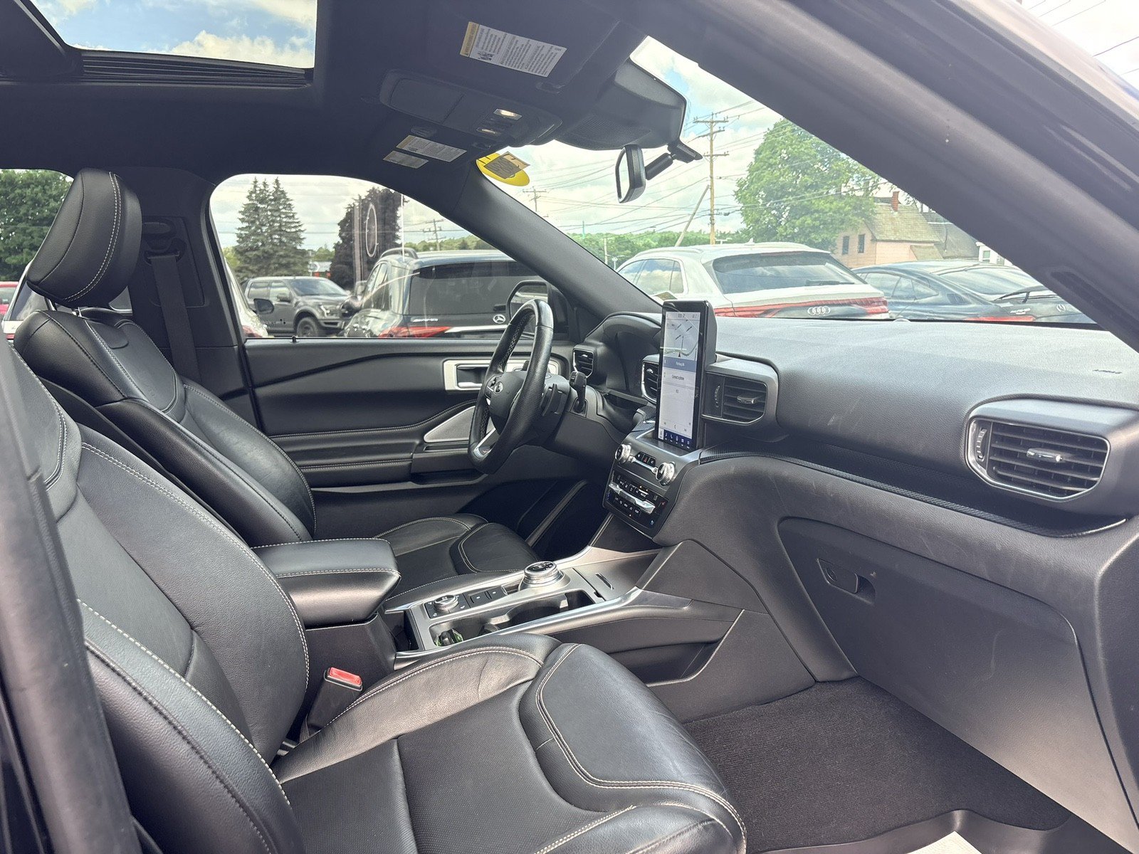 Used 2020 Ford Explorer ST w/ ST High-Performance Pack AWD/4WD image 21