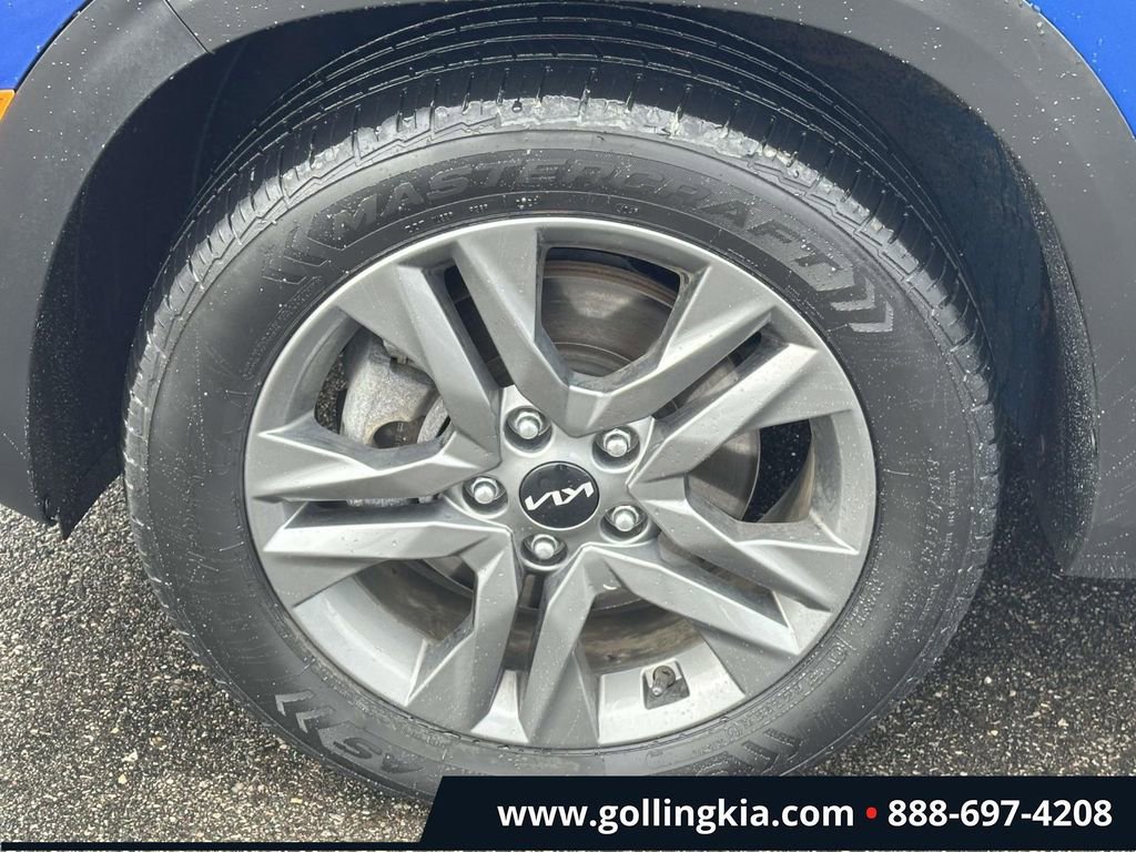 Used 2023 Kia Seltos LX image 7