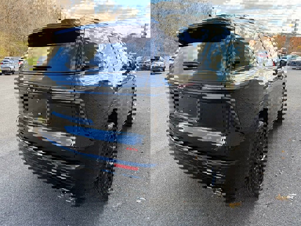 New 2026 Chevrolet Traverse RS w/ LPO, Floor Liner Package image 14