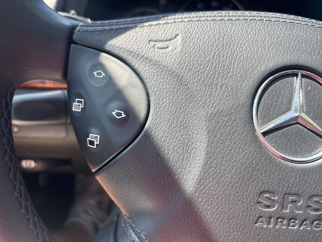 Used 2004 Mercedes-Benz E 320 Sedan image 33