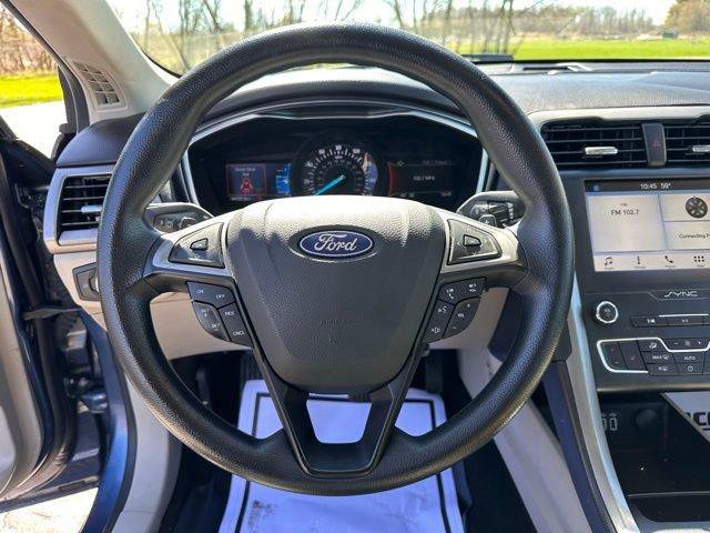 Used 2019 Ford Fusion SE AWD/4WD image 17