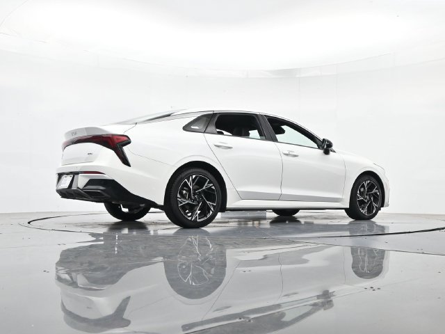 Used 2025 Kia K5 GT-Line FWD image 32