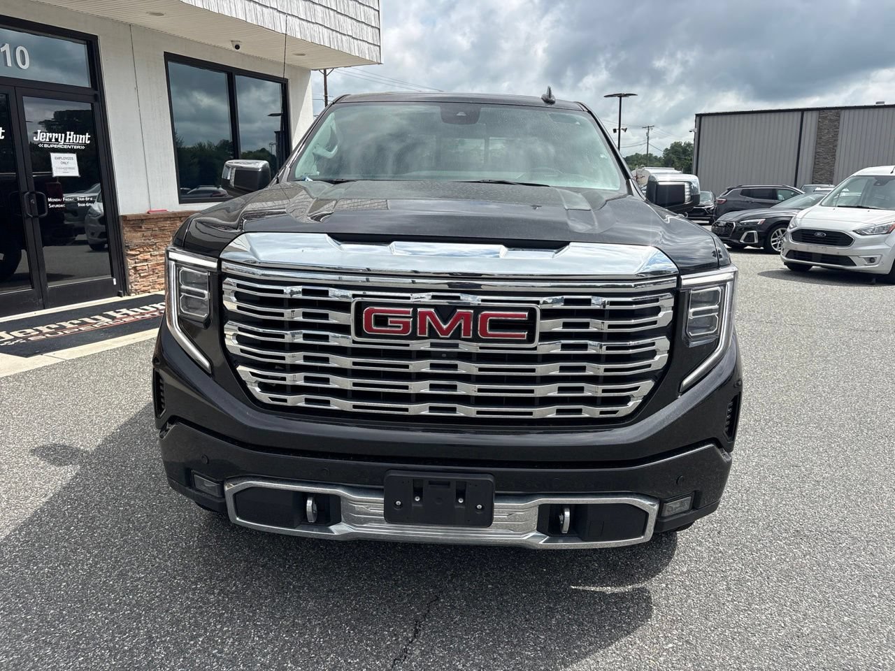 Used 2023 GMC Sierra 1500 Denali AWD/4WD image 11