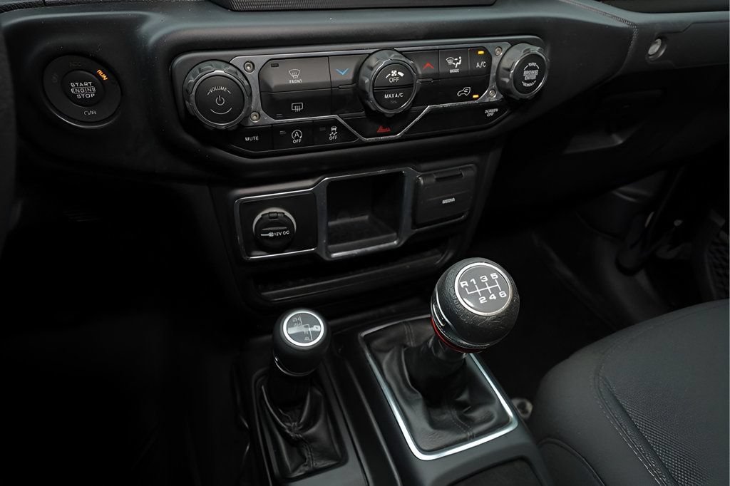 Used 2022 Jeep Gladiator Sport AWD/4WD image 33