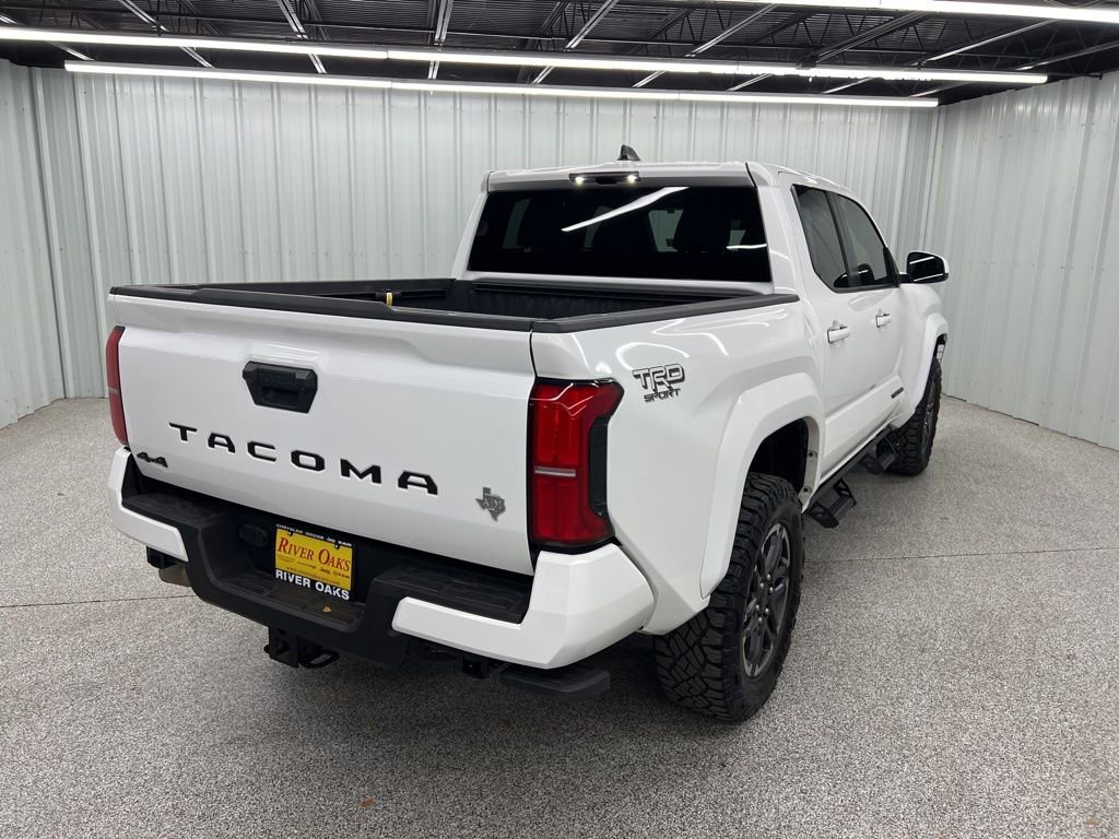 Used 2025 Toyota Tacoma TRD Sport image 6