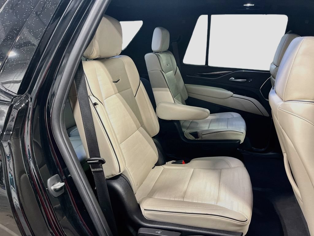Certified 2024 Cadillac Escalade Sport RWD image 37