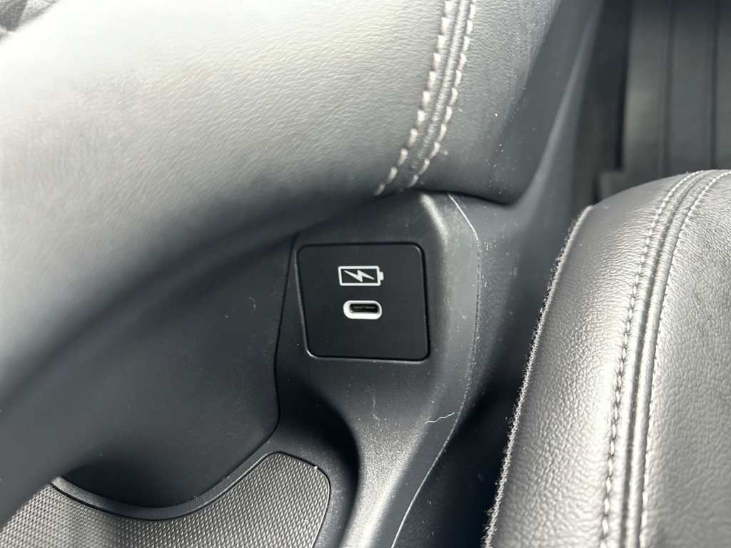 Used 2024 Honda HR-V EX-L image 43